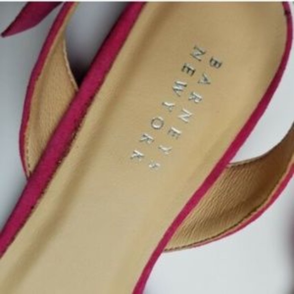 Barney's Suede Pointed Toe Pink Flats - Picture 5 of 5